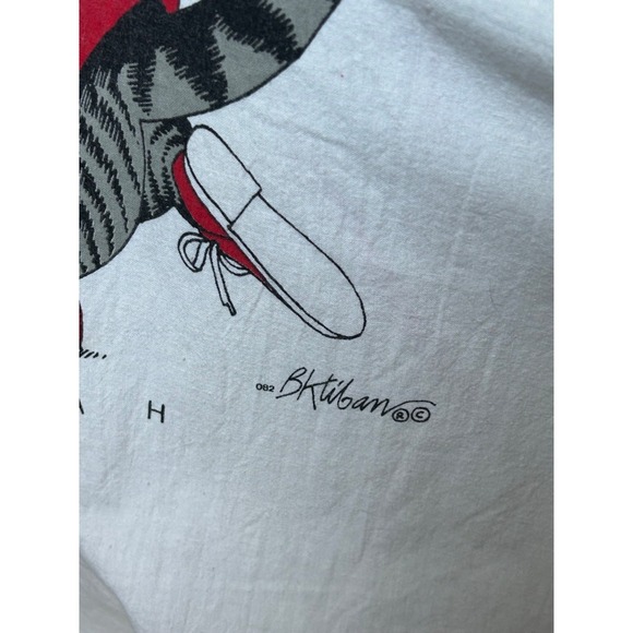 Vintage 80s 90s B Kliban Bowling Ball Alley Cat Shirt S Distressed Thrashed - Picture 15 of 16